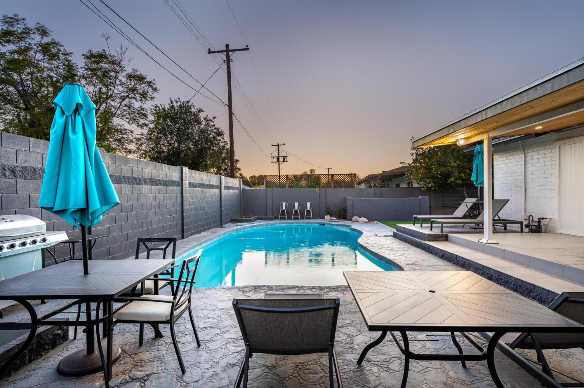 Cambridge By Porter Modern Wheated Pool Near El Dorado Park In Holiday home Scottsdale