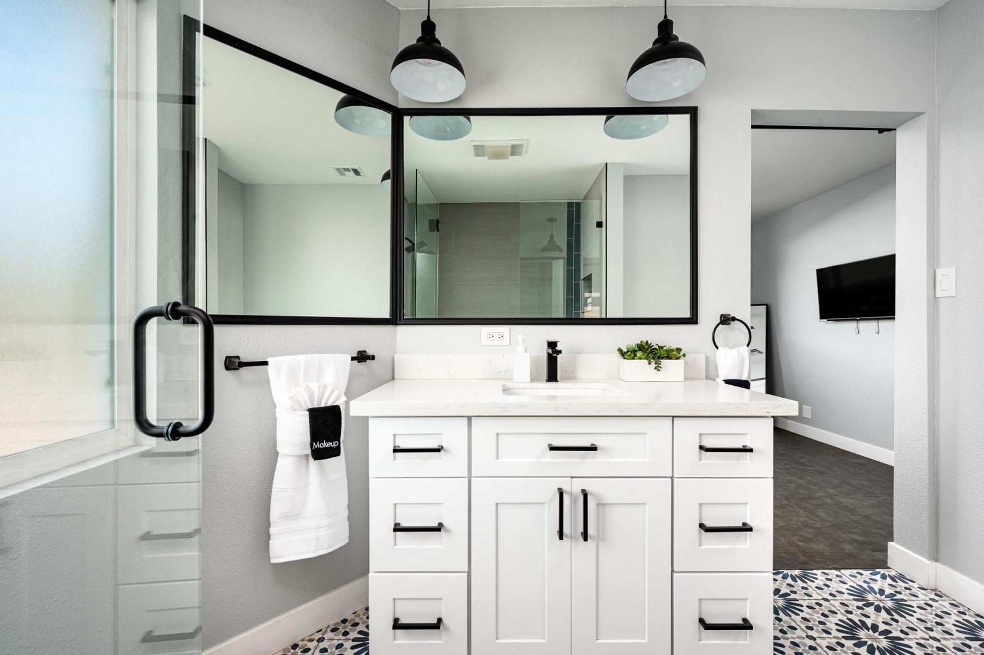 Holiday home Cambridge By Porter Modern Wheated Pool Near El Dorado Park In Scottsdale